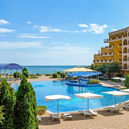 Midia Luxurious Beachfront Escape With Pool Aheloy