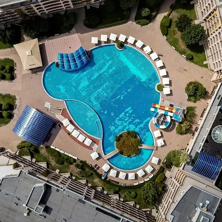 Midia Luxurious Beachfront Escape With Pool