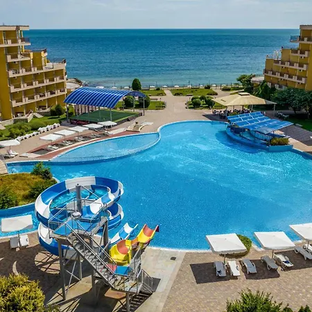 Midia Luxurious Beachfront Escape With Pool Apartment Aheloy