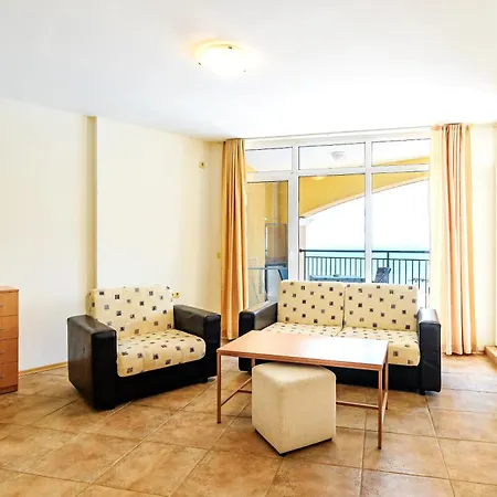Midia Luxurious Beachfront Escape With Pool Apartment Aheloy